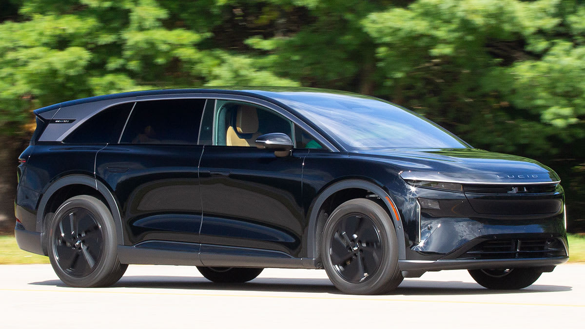 Electric Cars 2026 – The Future of Clean and Smart Driving